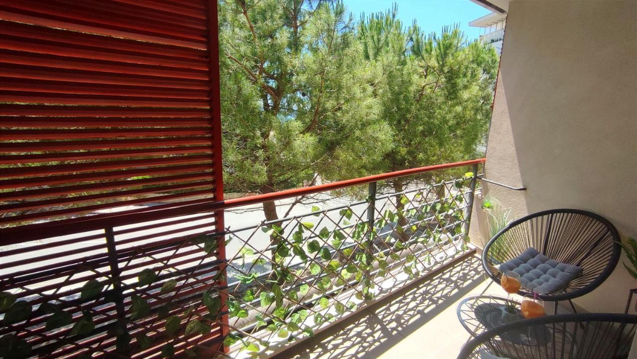 Apartment Paolo By The Beach Znjan Split Exterior photo